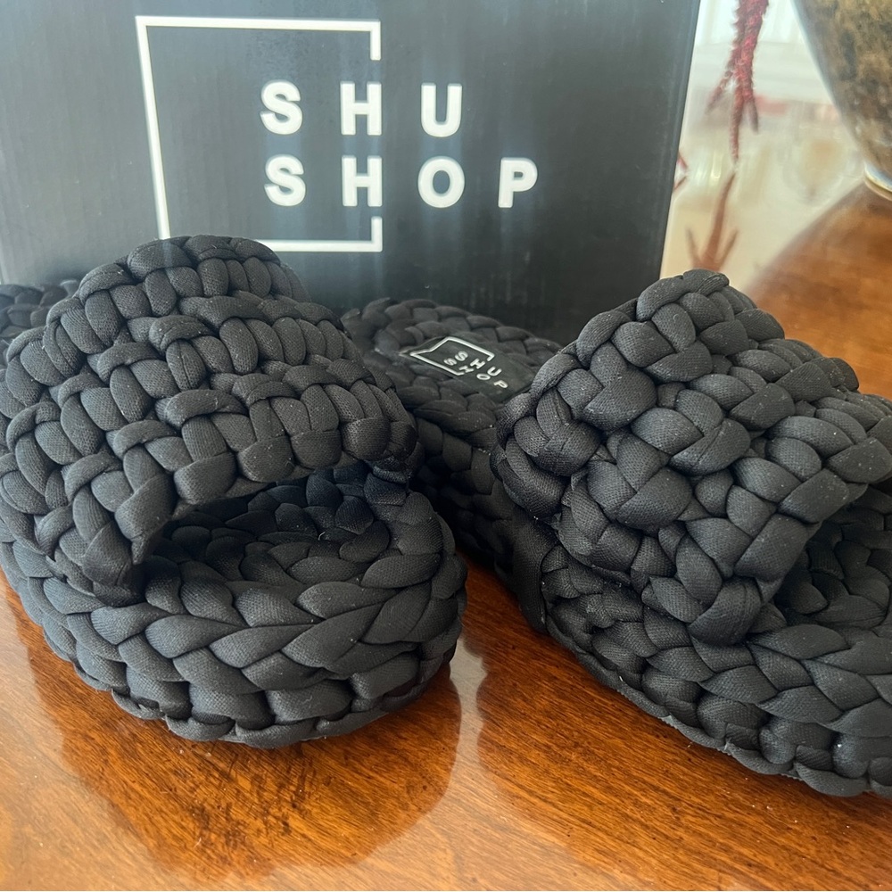 ShuShop Black Woven Sandals Size 7.5
